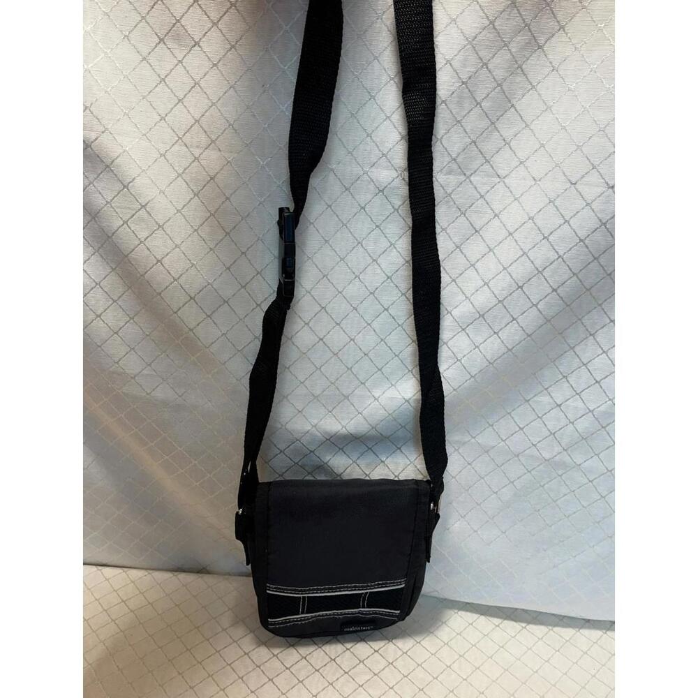 Mainstays Case Bag Carry Pack for CD Player & CD’s with Strap Black